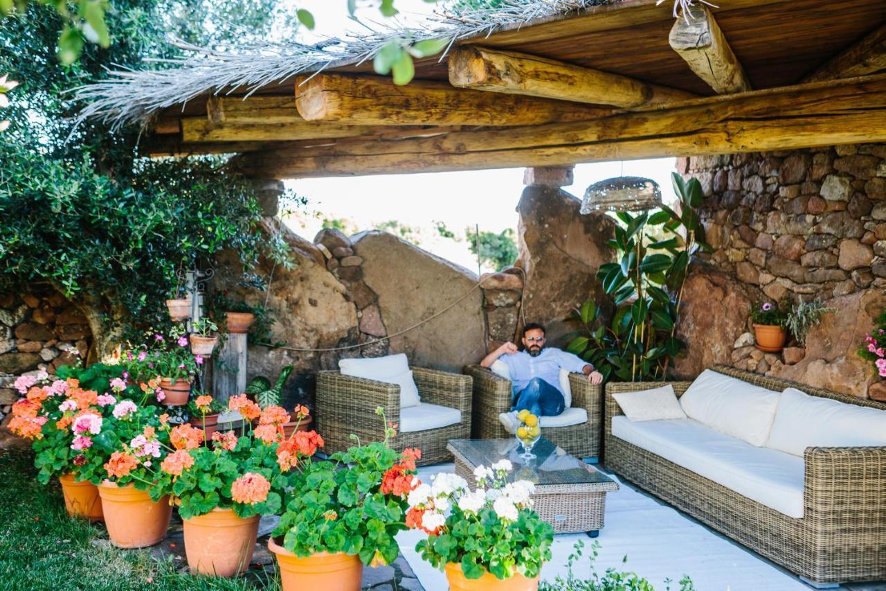 Borgo Lu Puleu Hotel Perfugas Kültér fotó