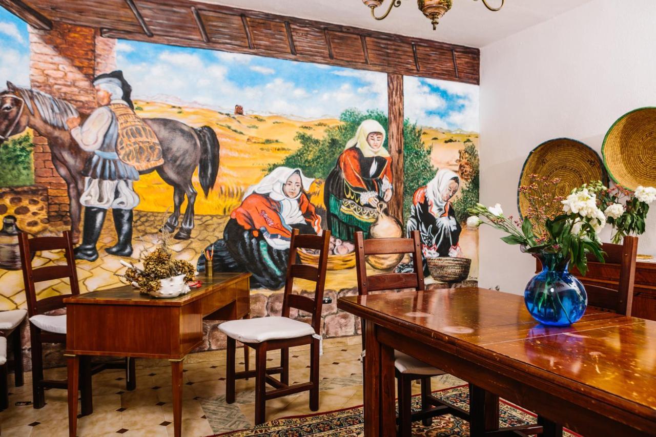 Borgo Lu Puleu Hotel Perfugas Kültér fotó